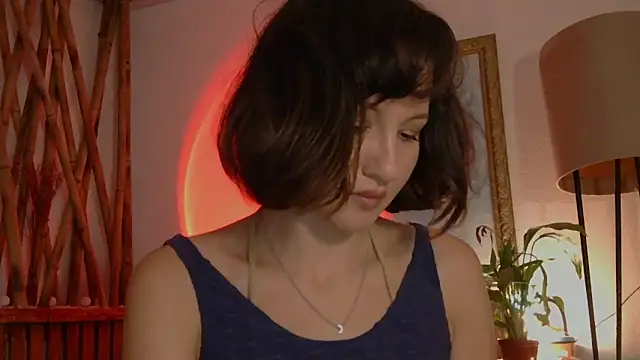 Snapshot of wanderwhitch chatting on May 20, 3:40 pm wanderwhitch online show from May 20, 3:40 pm