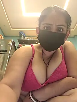 Snapshot of sonalidey5564 chatting on April 4, 9:40 am sonalidey5564 online show from April 4, 9:40 am