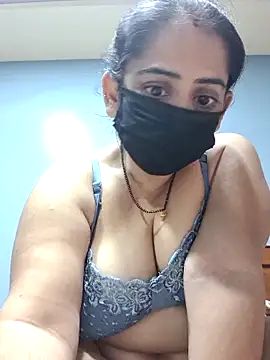 Snapshot of sonalidey5564 chatting on April 6, 7:15 pm sonalidey5564 online show from April 6, 7:15 pm