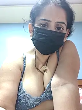 Snapshot of sonalidey5564 chatting on April 7, 9:10 am sonalidey5564 online show from April 7, 9:10 am
