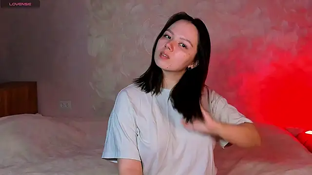 Snapshot of miss_teasee chatting on April 22, 10:06 am miss teasee online show from April 22, 10:06 am