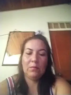 Snapshot of roxanne_xxx chatting on April 9, 2:00 pm roxanne xxx online show from April 9, 2:00 pm