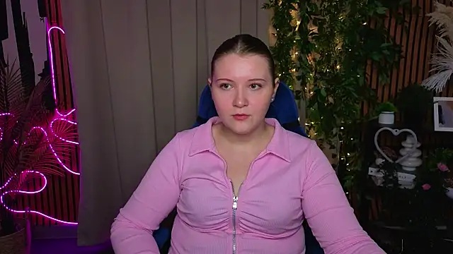 Snapshot of PettyRogers chatting on April 5, 9:50 am PettyRogers online show from April 5, 9:50 am