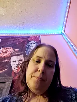 Snapshot of 023thickandjuicy07 chatting on April 24, 2:58 am 023thickandjuicy07 online show from April 24, 2:58 am