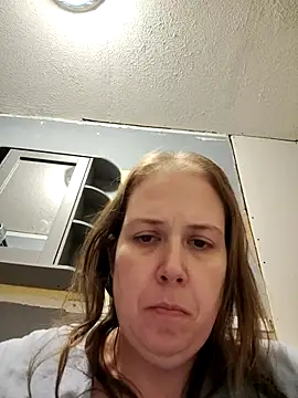 Snapshot of 023thickandjuicy07 chatting on May 3, 3:12 am 023thickandjuicy07 online show from May 3, 3:12 am
