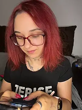 Snapshot of jebise23 chatting on June 4, 7:31 pm jebise23 online show from June 4, 7:31 pm