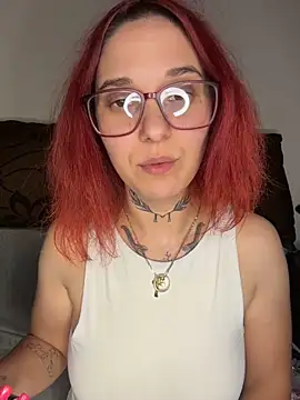 Snapshot of jebise23 chatting on June 16, 6:32 pm jebise23 online show from June 16, 6:32 pm