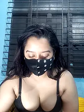 Choco Maw online show from April 8, 8:53 pm