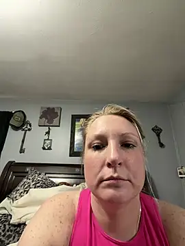 Snapshot of sweetkacibaby chatting on April 9, 8:47 pm sweetkacibaby online show from April 9, 8:47 pm