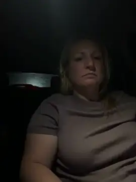 Snapshot of sweetkacibaby chatting on April 30, 5:36 am sweetkacibaby online show from April 30, 5:36 am