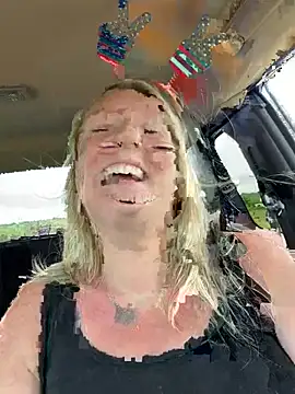 sweetkacibaby online show from July 4, 1:06 pm