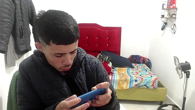 Snapshot of Jairito_989 chatting on July 9, 2:43 pm Jairito 989 online show from July 9, 2:43 pm