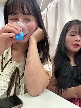 Naked-xx online show from June 10, 11:53 am
