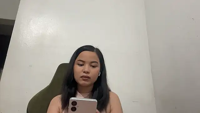 Snapshot of ChristenaShogren chatting on March 28, 1:54 pm ChristenaShogren online show from March 28, 1:54 pm