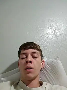 Snapshot of 503splurge chatting on April 3, 9:40 am 503splurge online show from April 3, 9:40 am