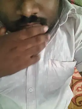 Snapshot of Vikram_rider chatting on July 18, 6:39 am Vikram rider online show from July 18, 6:39 am