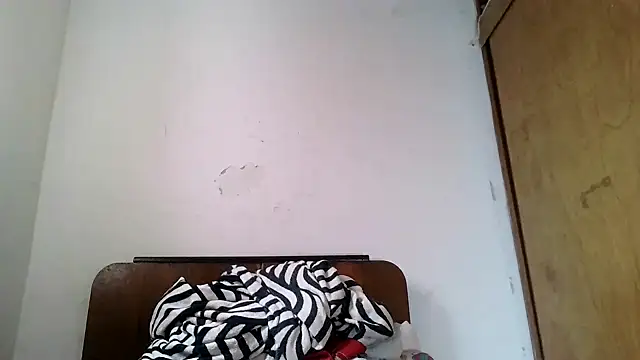 Snapshot of xblackstarX1 chatting on July 9, 8:13 pm xblackstarX1 online show from July 9, 8:13 pm