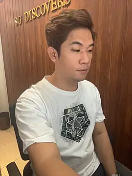 Snapshot of Titanryu chatting on June 4, 3:45 am Titanryu online show from June 4, 3:45 am