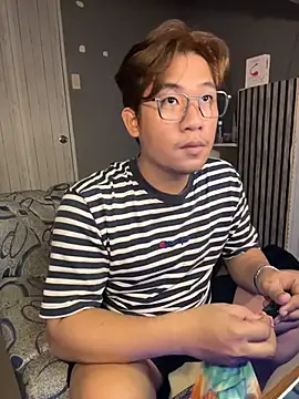 Snapshot of Titanryu chatting on July 2, 4:46 pm Titanryu online show from July 2, 4:46 pm