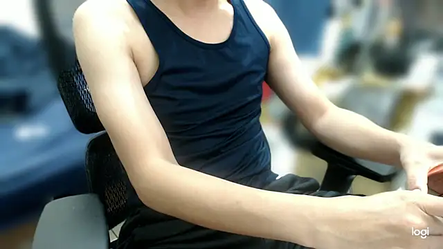 Snapshot of sk--007 chatting on April 6, 7:31 am sk--007 online show from April 6, 7:31 am