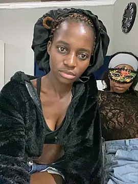 Snapshot of DarkChocolateSlender_ chatting on April 18, 4:44 pm DarkChocolateSlender online show from April 18, 4:44 pm