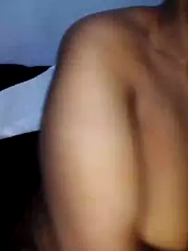 Snapshot of sultrydiva00 chatting on April 3, 11:08 am sultrydiva00 online show from April 3, 11:08 am