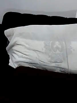 Snapshot of sultrydiva00 chatting on April 11, 5:28 pm sultrydiva00 online show from April 11, 5:28 pm