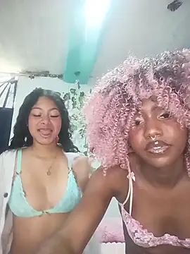 Snapshot of BelleKaty_ chatting on March 27, 6:07 pm BelleKaty online show from March 27, 6:07 pm