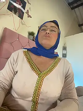 Snapshot of Marian_fadel chatting on June 9, 1:34 pm Marian fadel online show from June 9, 1:34 pm