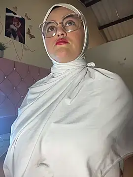 Snapshot of Marian_fadel chatting on June 27, 1:06 pm Marian fadel online show from June 27, 1:06 pm