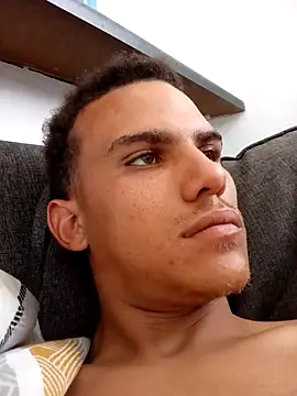 daddys home69 online show from April 12, 8:41 am