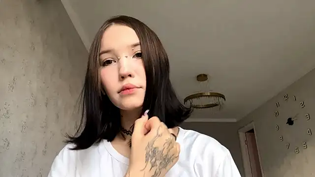 Snapshot of AmeliaMiotii chatting on March 28, 11:32 am AmeliaMiotii online show from March 28, 11:32 am