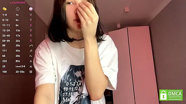 Snapshot of AmeliaMiotii chatting on April 24, 11:12 am AmeliaMiotii online show from April 24, 11:12 am