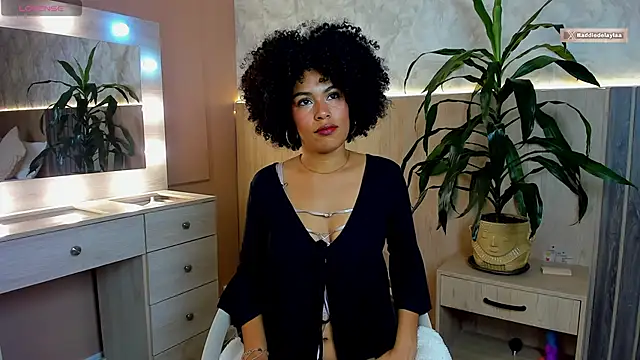 Snapshot of baddie_delaylaa chatting on May 6, 7:08 pm baddie delaylaa online show from May 6, 7:08 pm