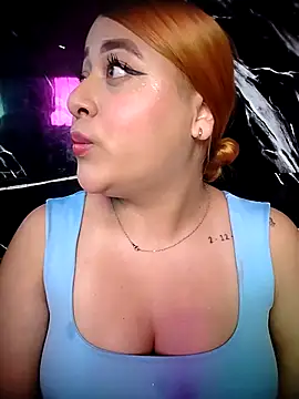 Snapshot of venuscopper chatting on July 24, 11:14 pm venuscopper online show from July 24, 11:14 pm