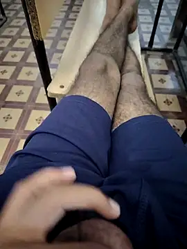 junedkhan99 online show from April 6, 4:46 am