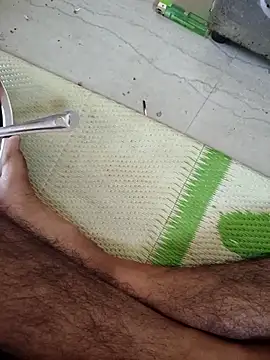 junedkhan99 online show from April 11, 4:28 am