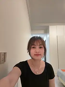 Snapshot of Yang_218 chatting on April 14, 2:56 pm Yang 218 online show from April 14, 2:56 pm