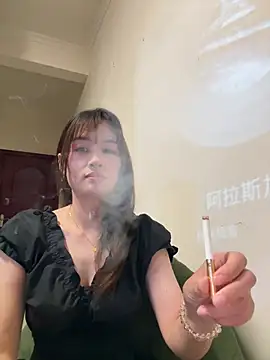 Snapshot of Yang_218 chatting on April 28, 7:35 am Yang 218 online show from April 28, 7:35 am