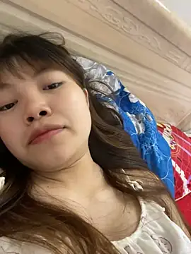 Snapshot of -Vaci- chatting on April 11, 1:48 pm -Vaci- online show from April 11, 1:48 pm