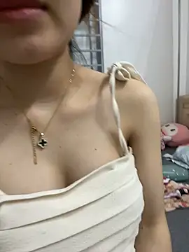 Snapshot of -Vaci- chatting on May 26, 2:35 pm -Vaci- online show from May 26, 2:35 pm