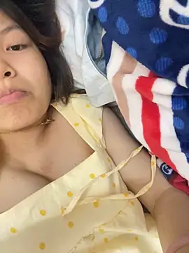 Snapshot of -Vaci- chatting on June 6, 3:39 pm -Vaci- online show from June 6, 3:39 pm