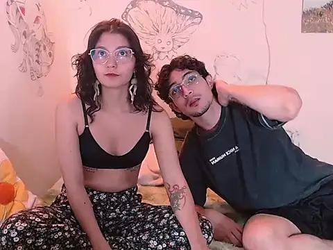 Snapshot of lilla9 chatting on March 28, 6:29 pm lilla9 online show from March 28, 6:29 pm