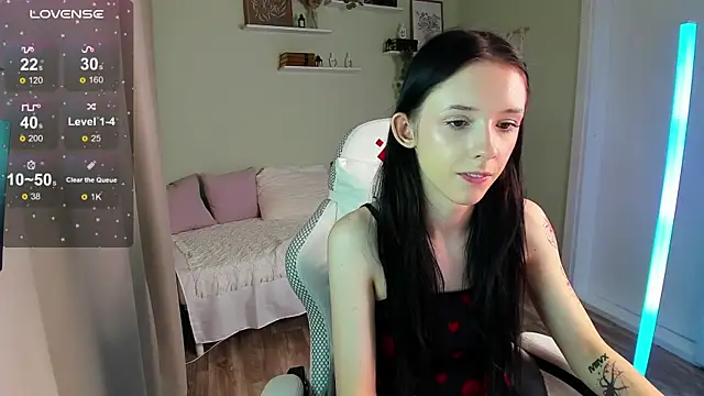 AnnaOddy online show from April 30, 8:31 am