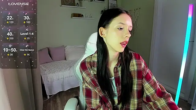 AnnaOddy online show from May 3, 1:22 am