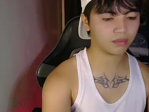 Snapshot of Untouchable_Bromancexxx chatting on June 8, 11:21 am Untouchable Bromancexxx online show from June 8, 11:21 am