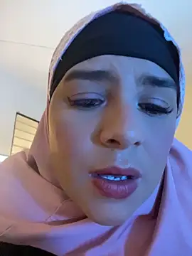 Snapshot of alia_asad chatting on May 30, 12:46 pm alia asad online show from May 30, 12:46 pm