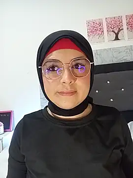 Snapshot of alia_asad chatting on July 8, 11:58 am alia asad online show from July 8, 11:58 am