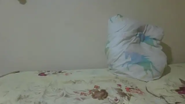 Snapshot of BabyWethu12 chatting on April 15, 4:47 pm BabyWethu12 online show from April 15, 4:47 pm