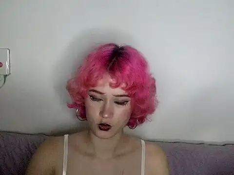 Snapshot of Gasby_8 chatting on May 17, 11:01 pm Gasby 8 online show from May 17, 11:01 pm